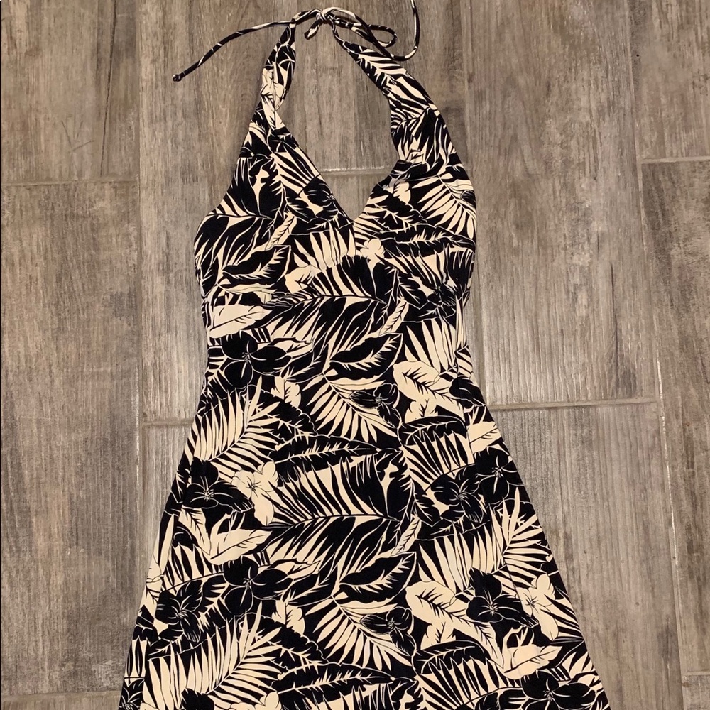 Gorgeous BCBG Maxazaria Halter Cocktail Dress XS